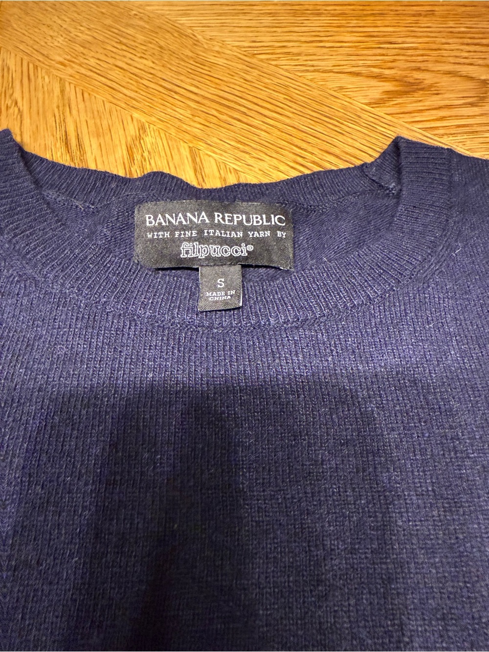 Banana Republic Filpucci Navy Merino Wool/Cashmere blend Crewneck Sweater - Picture 8 of 9